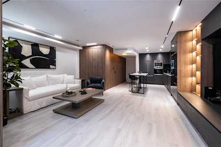 2301 Collins Ave #432 Miami Beach,  FL 33139