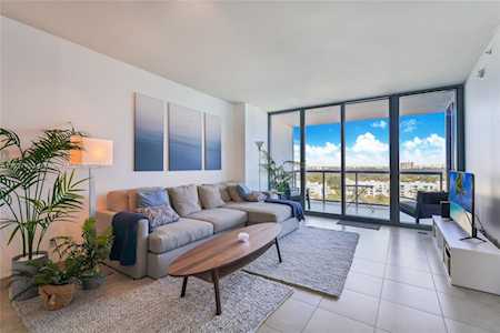 601 NE 36th St #1106 Miami,  FL 33137