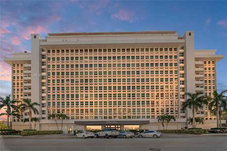 700 Biltmore Way #605 Coral Gables,  FL 33134