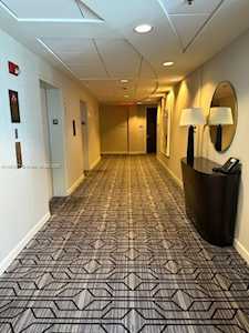 1395 Brickell Ave #3201 Miami,  FL 33131