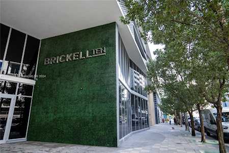 1010 SW 2nd Ave #1406 Miami,  FL 33130