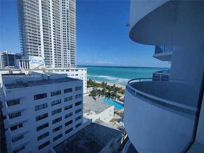 6301 Collins Ave #1407 Miami Beach,  FL 33141