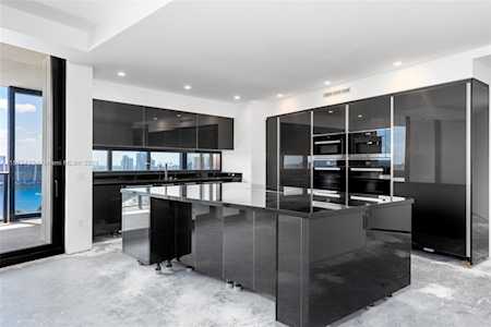 18555 Collins Ave #1903 Sunny Isles Beach,  FL 33160