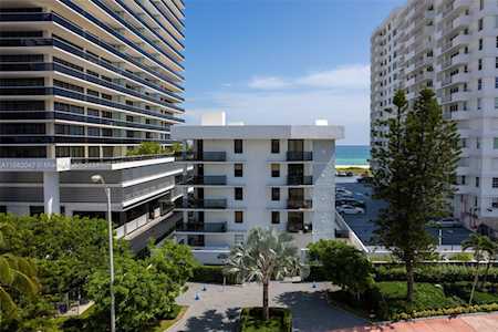 5845 Collins Ave #201 Miami Beach,  FL 33140