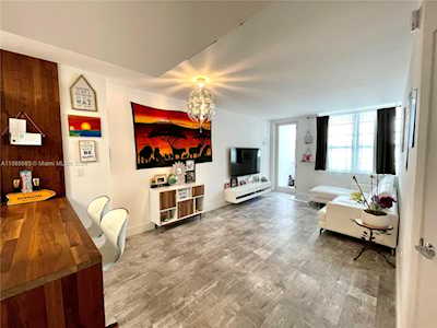 100 Lincoln Rd #518 Miami Beach,  FL 33139