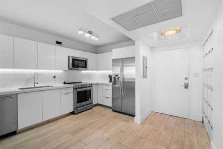 100 Lincoln Rd #511a 511b Miami Beach,  FL 33139