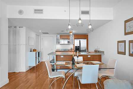 185 SW 7 Street #3908 Miami,  FL 33130