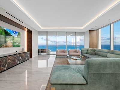 18501 Collins Ave #2704 Sunny Isles Beach,  FL 33160