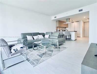 1000 Brickell Plz #4504 Miami,  FL 33131