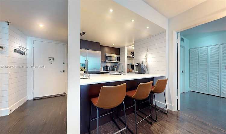 850 N Miami Ave #W-1202 Miami, FL 31 33136 | Skyrise Lab Photo 4