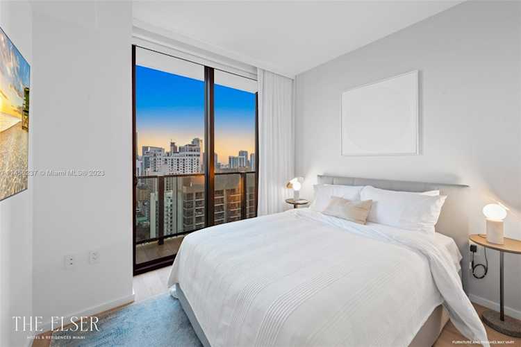 398 NE 5th St #3815 Miami, FL 41 33132 | Skyrise Lab Photo 6