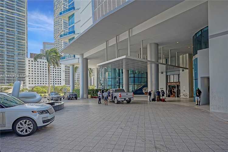 200 Biscayne Boulevard Way #3410 Miami, FL 42 33131 | Skyrise Lab Photo 30