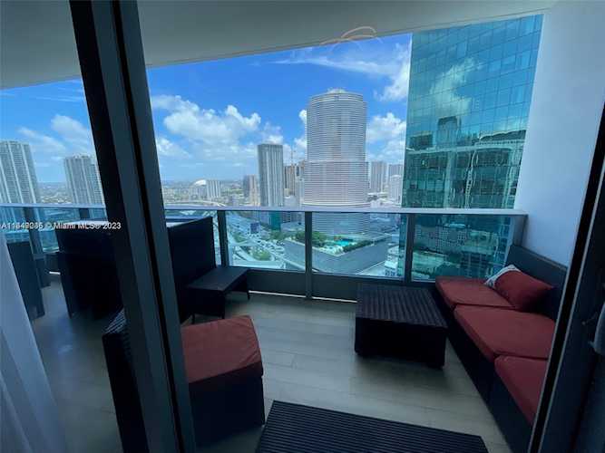 200 Biscayne Boulevard Way #3410 Miami, FL 42 33131 | Skyrise Lab Photo 25