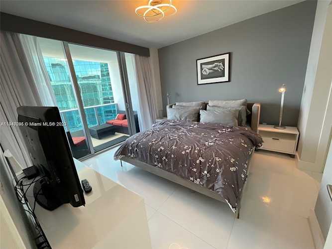 200 Biscayne Boulevard Way #3410 Miami, FL 42 33131 | Skyrise Lab Photo 14