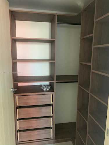 851 NE 1st Ave #1002 Miami, FL 31 33132 | Skyrise Lab Photo 12