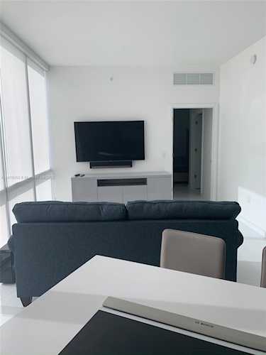 851 NE 1st Ave #1002 Miami, FL 31 33132 | Skyrise Lab Photo 7