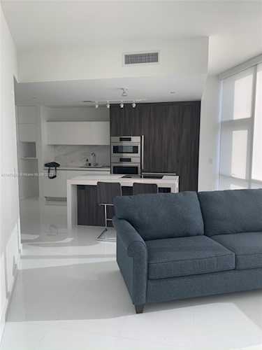 851 NE 1st Ave #1002 Miami, FL 31 33132 | Skyrise Lab Photo 5