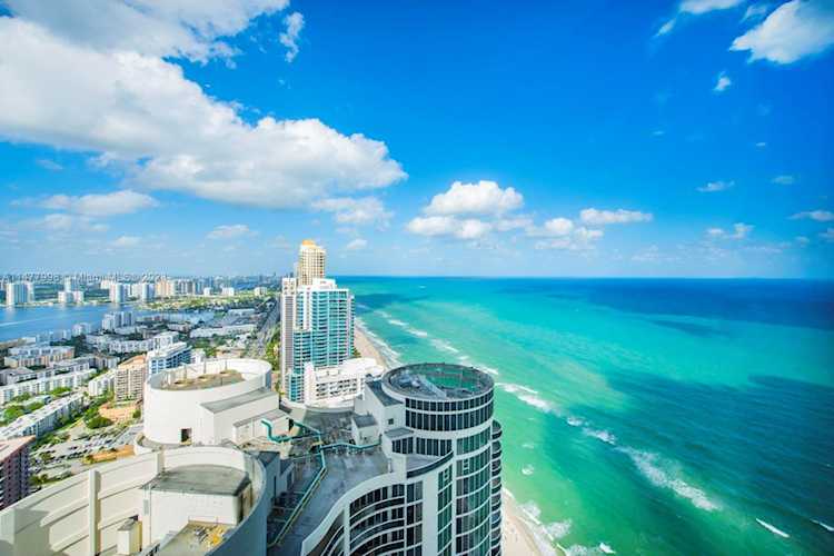 17141 Collins Ave #3802 Sunny Isles Beach, FL 22 33160 | Skyrise Lab Photo 24
