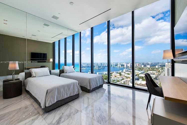 17141 Collins Ave #3802 Sunny Isles Beach, FL 22 33160 | Skyrise Lab Photo 21