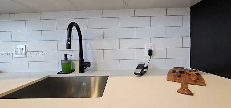 398 NE 5th St #2602 Miami, FL 41 33132 | Skyrise Lab Photo 6