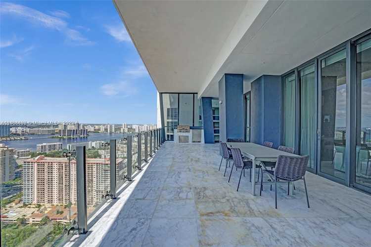 17141 Collins #3002 Sunny Isles Beach, FL 22 33160 | Skyrise Lab Photo 22