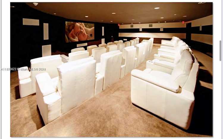 900 Biscayne Blvd #4904 Miami, FL 32 33132 | Skyrise Lab Photo 24