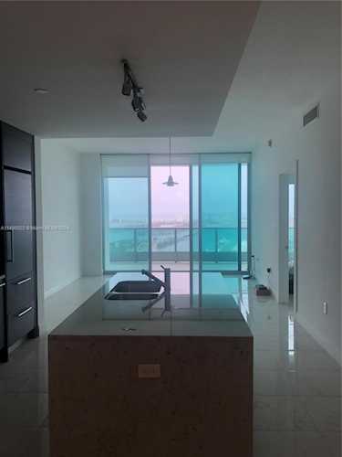 900 Biscayne Blvd #4904 Miami, FL 32 33132 | Skyrise Lab Photo 14