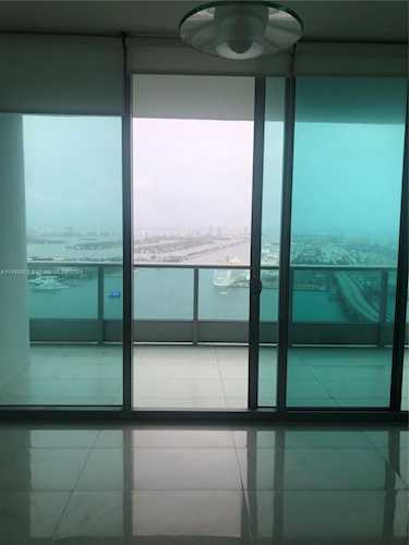 900 Biscayne Blvd #4904 Miami, FL 32 33132 | Skyrise Lab Photo 5
