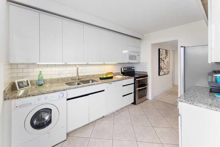 5200 N Ocean Blvd #1212B Lauderdale By The Sea, FL Ft Lauderdale Beach (3130-3170) 33308 | Skyrise Lab Photo 5