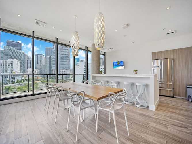 201 SW 17th Rd #703 Miami, FL 41 33129 | Skyrise Lab Photo 15