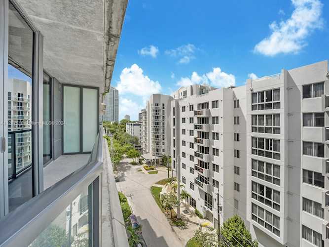 201 SW 17th Rd #703 Miami, FL 41 33129 | Skyrise Lab Photo 10