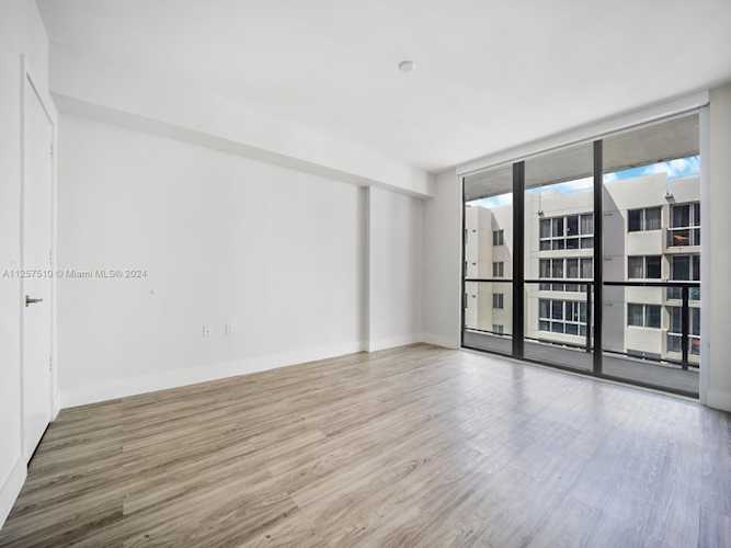 201 SW 17th Rd #703 Miami, FL 41 33129 | Skyrise Lab Photo 9