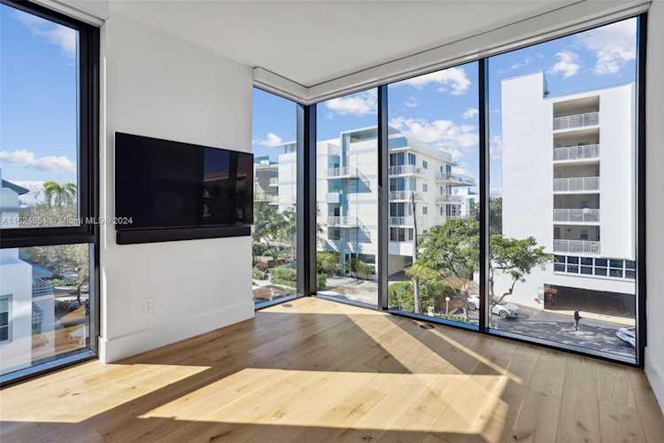 160 Isle of Venice Dr. #301 Fort Lauderdale, FL 3280 33301 | Skyrise Lab Photo 25