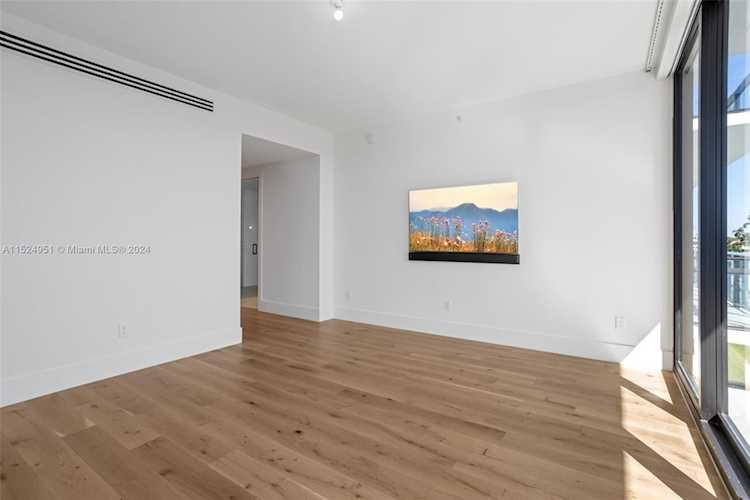 160 Isle of Venice Dr. #301 Fort Lauderdale, FL 3280 33301 | Skyrise Lab Photo 20