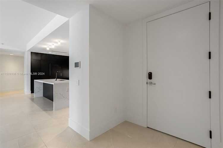 160 Isle of Venice Dr. #203 Fort Lauderdale, FL 3280 33301 | Skyrise Lab Photo 28