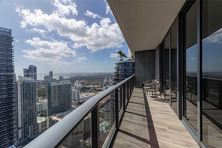 801 S Miami Ave #4904 Miami, FL 41 33130 | Skyrise Lab Photo 1