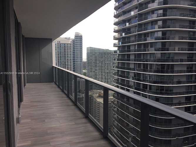 801 S Miami Ave #4010 Miami, FL 41 33130 | Skyrise Lab Photo 7