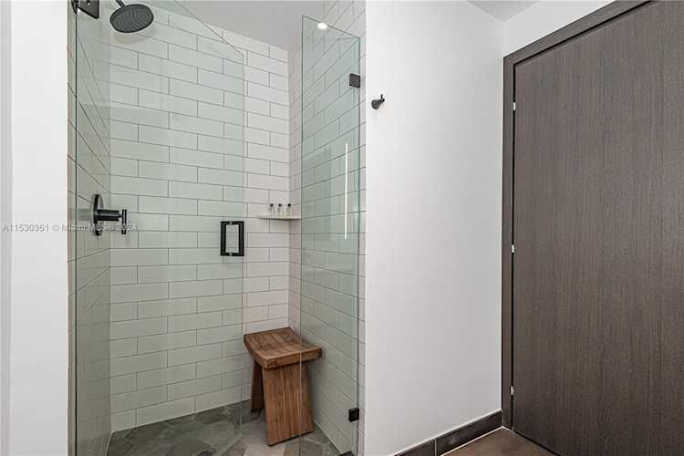 398 NE 5th St #3204 Miami, FL 41 33132 | Skyrise Lab Photo 7