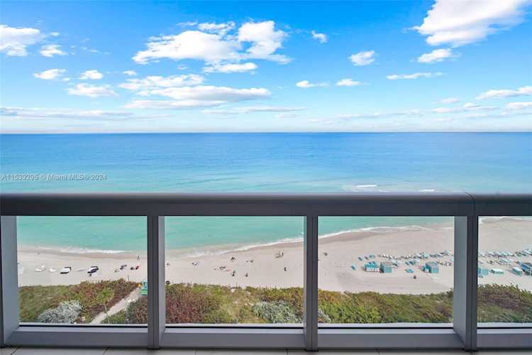 6899 Collins Ave #1801 Miami Beach, FL 32 33141 | Skyrise Lab Photo 5