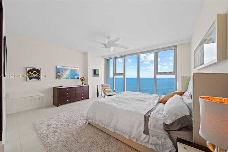6899 Collins Ave #1801 Miami Beach, FL 32 33141 | Skyrise Lab Photo 18