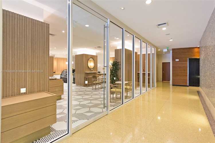 6899 Collins Ave #1801 Miami Beach, FL 32 33141 | Skyrise Lab Photo 50