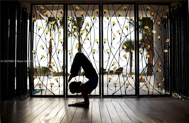 6801 Collins Ave Miami Beach, FL 32 33141 | Skyrise Lab Photo 83