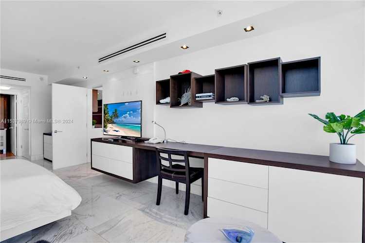 6801 Collins Ave Miami Beach, FL 32 33141 | Skyrise Lab Photo 60