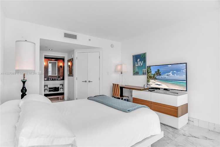 6801 Collins Ave Miami Beach, FL 32 33141 | Skyrise Lab Photo 36