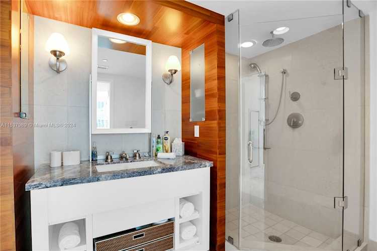 6801 Collins Ave Miami Beach, FL 32 33141 | Skyrise Lab Photo 37