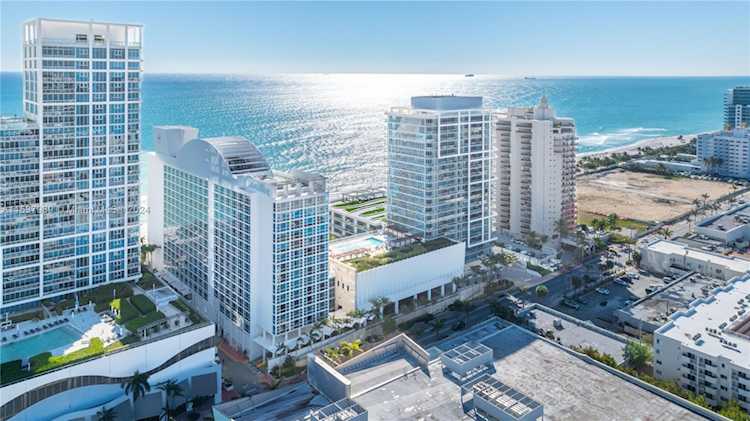 6801 Collins Ave Miami Beach, FL 32 33141 | Skyrise Lab Photo 30