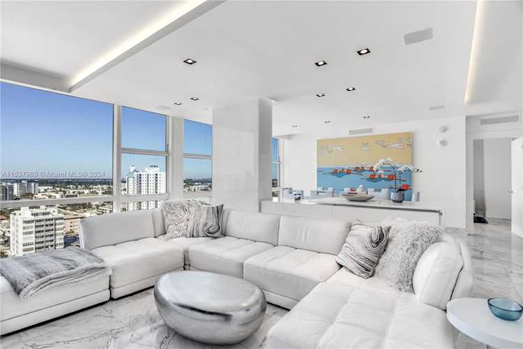 6801 Collins Ave Miami Beach, FL 32 33141 | Skyrise Lab Photo 8