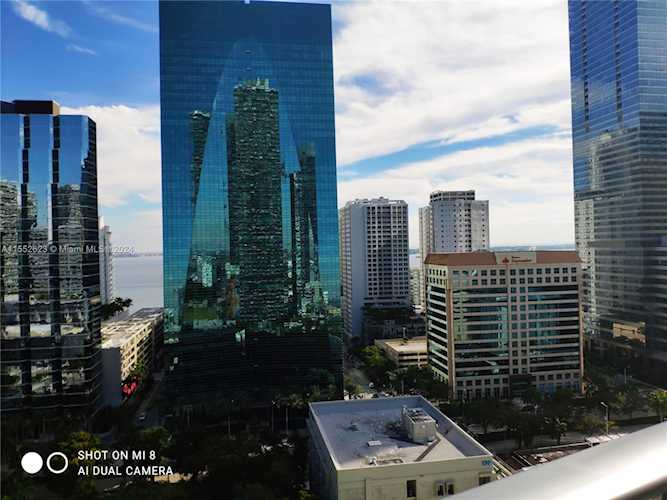 1300 S Miami Ave #1011 Miami, FL 41 33130 | Skyrise Lab Photo 38