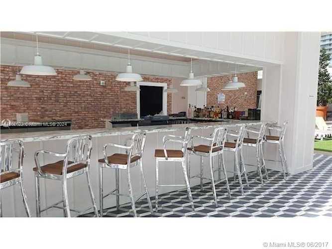 1300 S Miami Ave #1011 Miami, FL 41 33130 | Skyrise Lab Photo 24