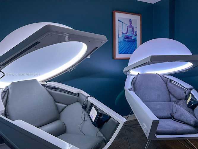 6799 Collins Ave #804 Miami Beach, FL 32 33141 | Skyrise Lab Photo 49